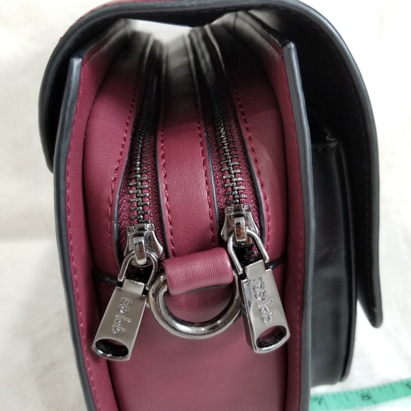 CoLab purse burgundy with black - Picture 6 of 8